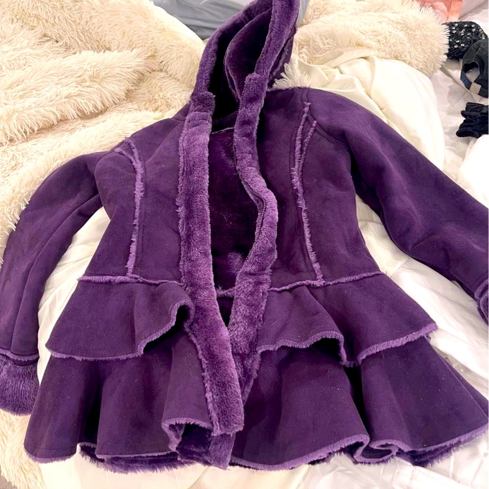 Girls 10/12 purple suede amd sherpa ruffle coat